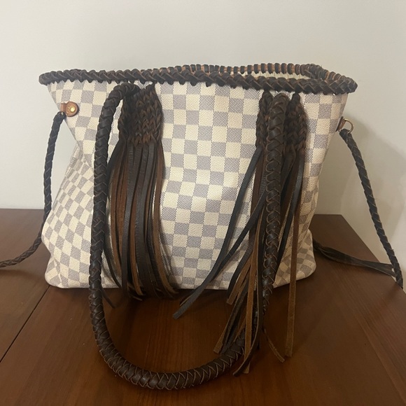 Authentic Louis Vuitton Fridge Bag - Picture 2 of 4
